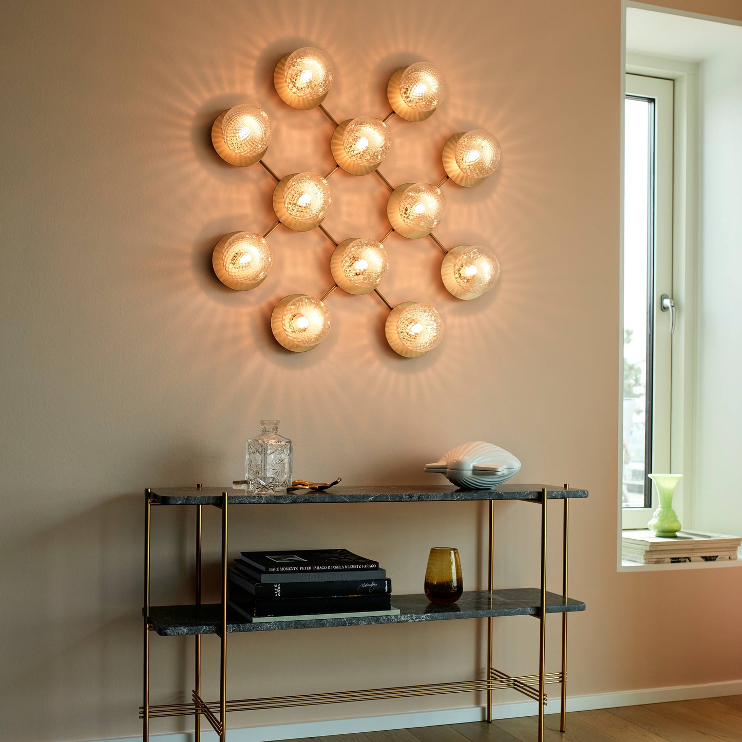 Nuura | Liila 1 Wall + Ceiling Lamp, Large - Nordic Gold/Optic Clear