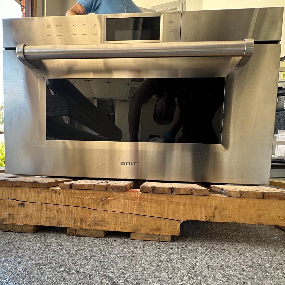 Wolf | 30" M Series Professional Convection Steam Oven