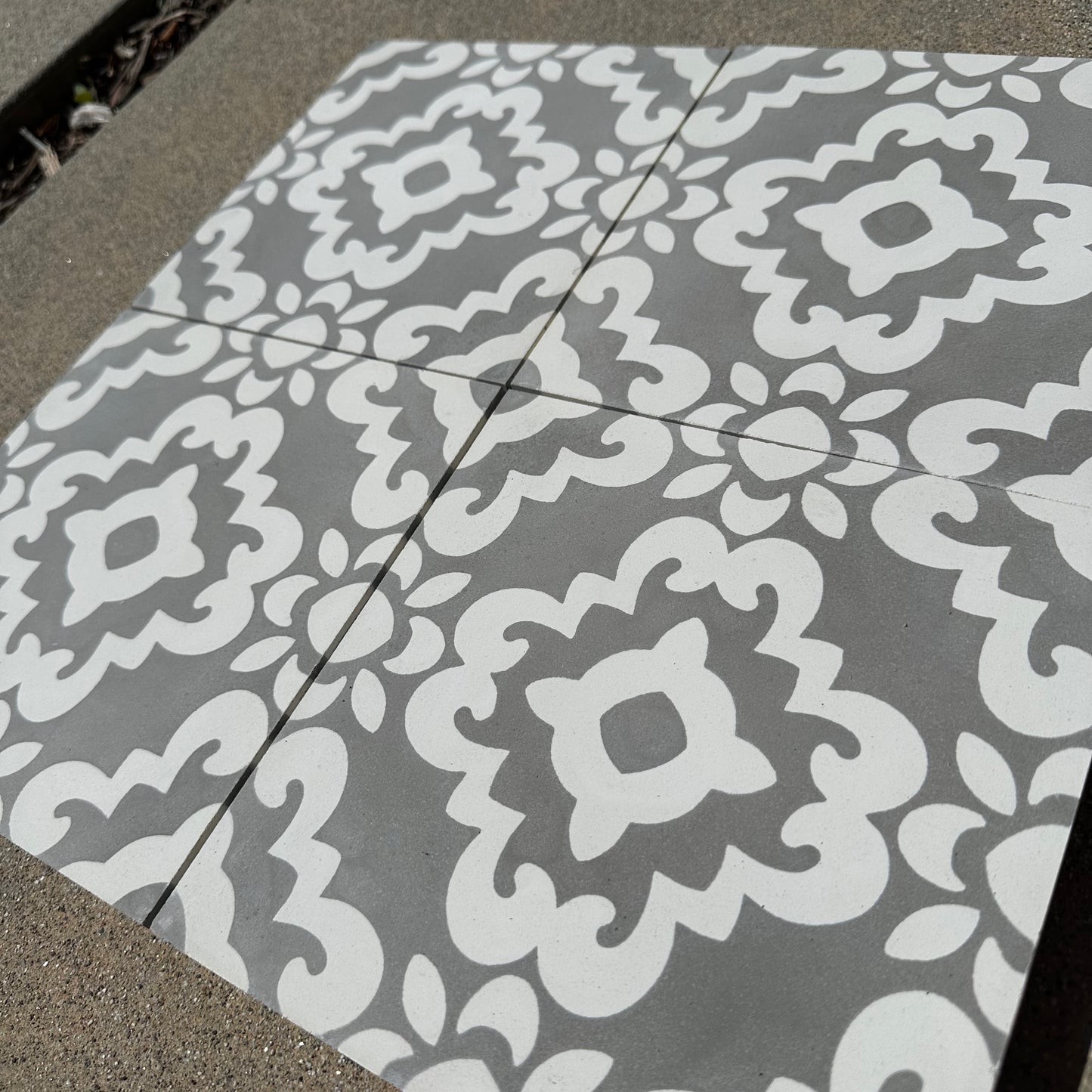 Tesselle | Kalikoe Valle 8" Square Cement Tile