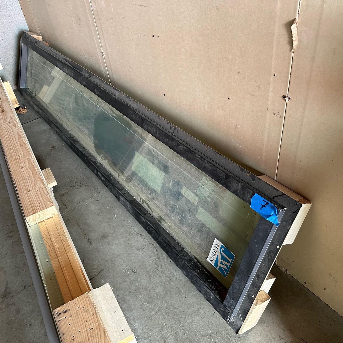 Jeld Wen | EpicVue Clad-Pine Picture Window W18 x H102 Lux Bronze Argon Glass
