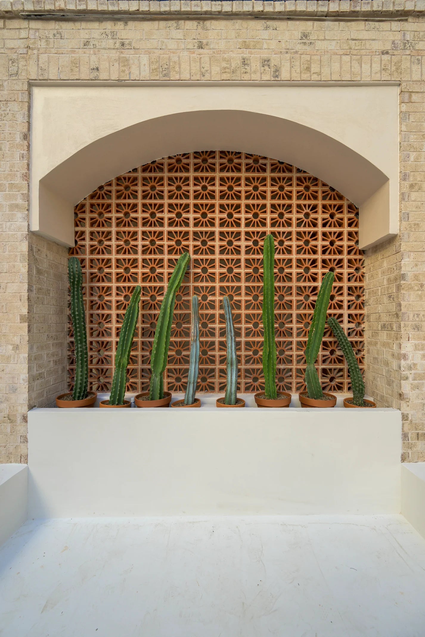 Riad Tile | Sun Breeze Block 9⅜"×4⅜"×2⅜"