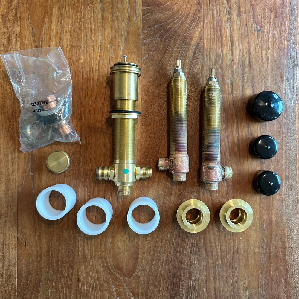 Kallista | Deck Mount Bath Valve with Diverter