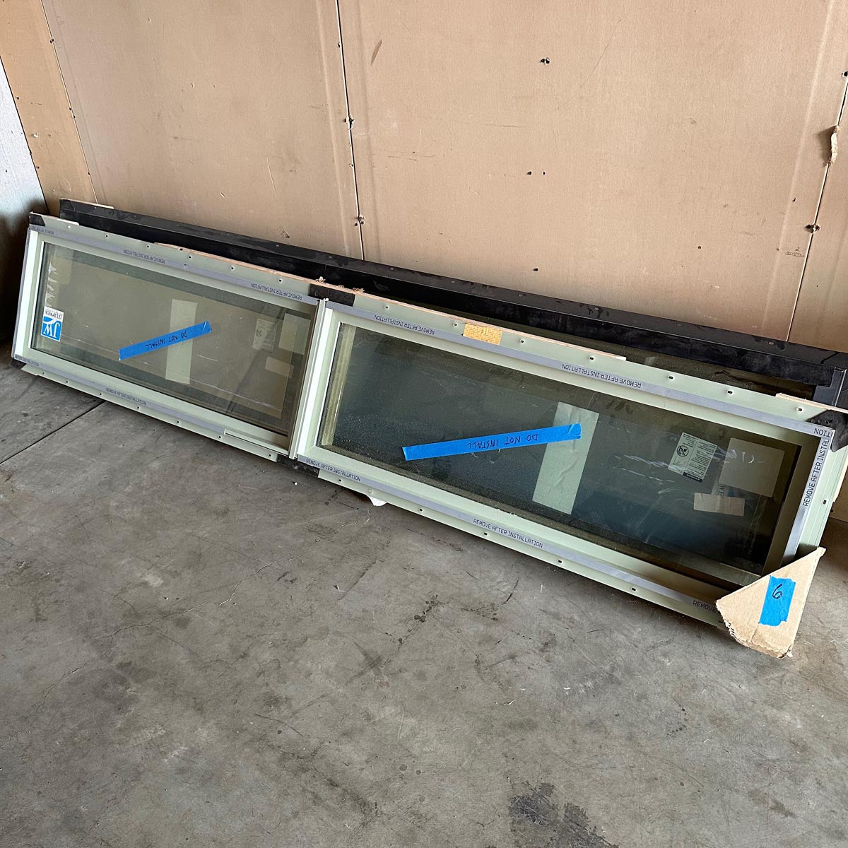 Jeld Wen | EpicVue Clad-Pine 2-Pane Pic Window 100.25 x 17.75 Lt Green Argon Glass