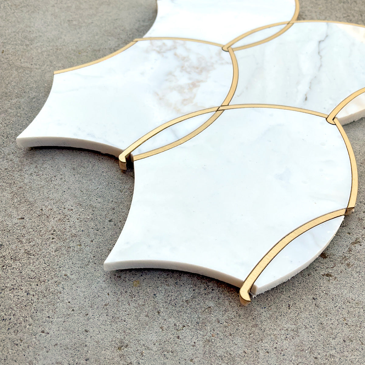Seven Seas Collection | Calacatta Gold & Brass Marble Mosaic - Gentle Net