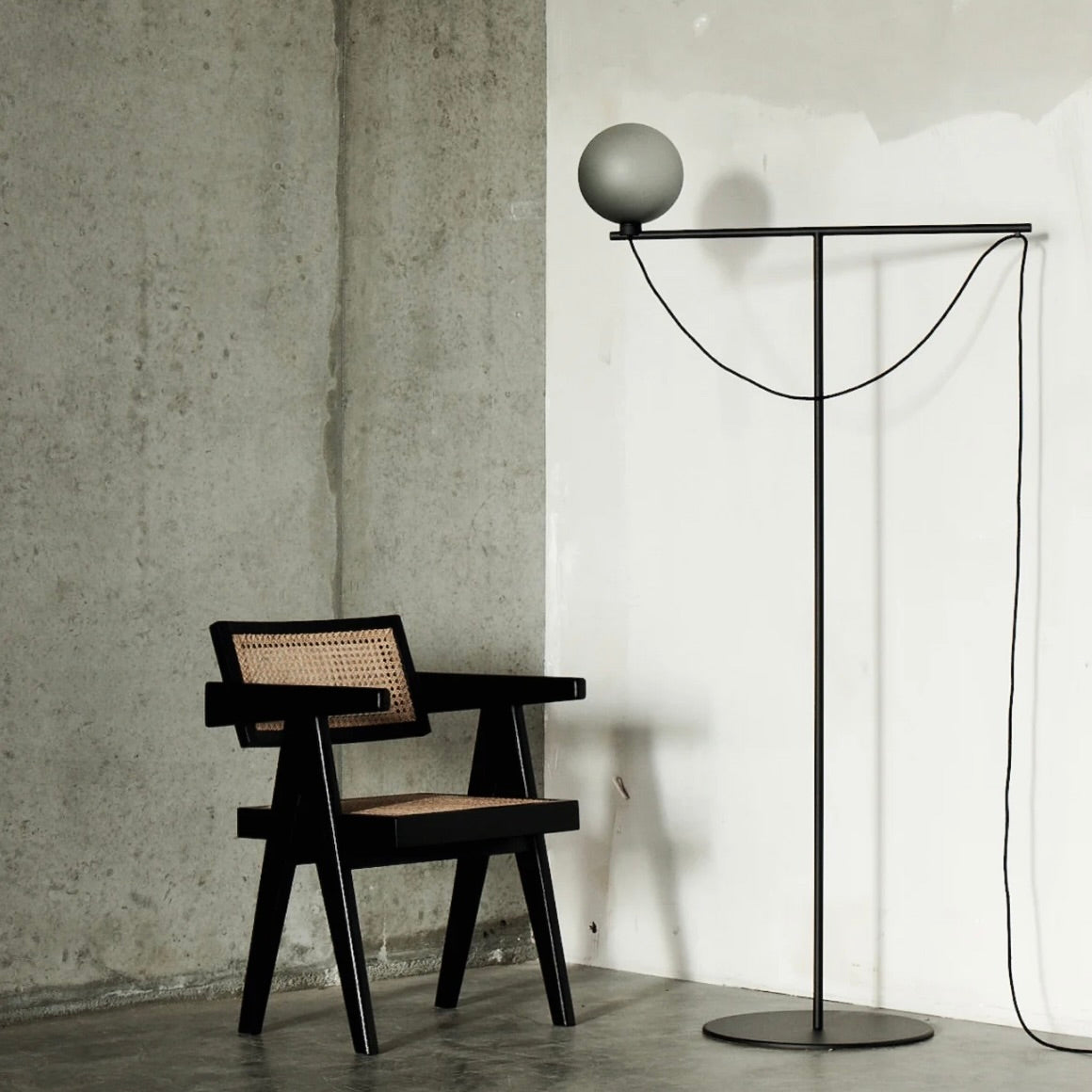 Handvärk | Globe Floor Lamp