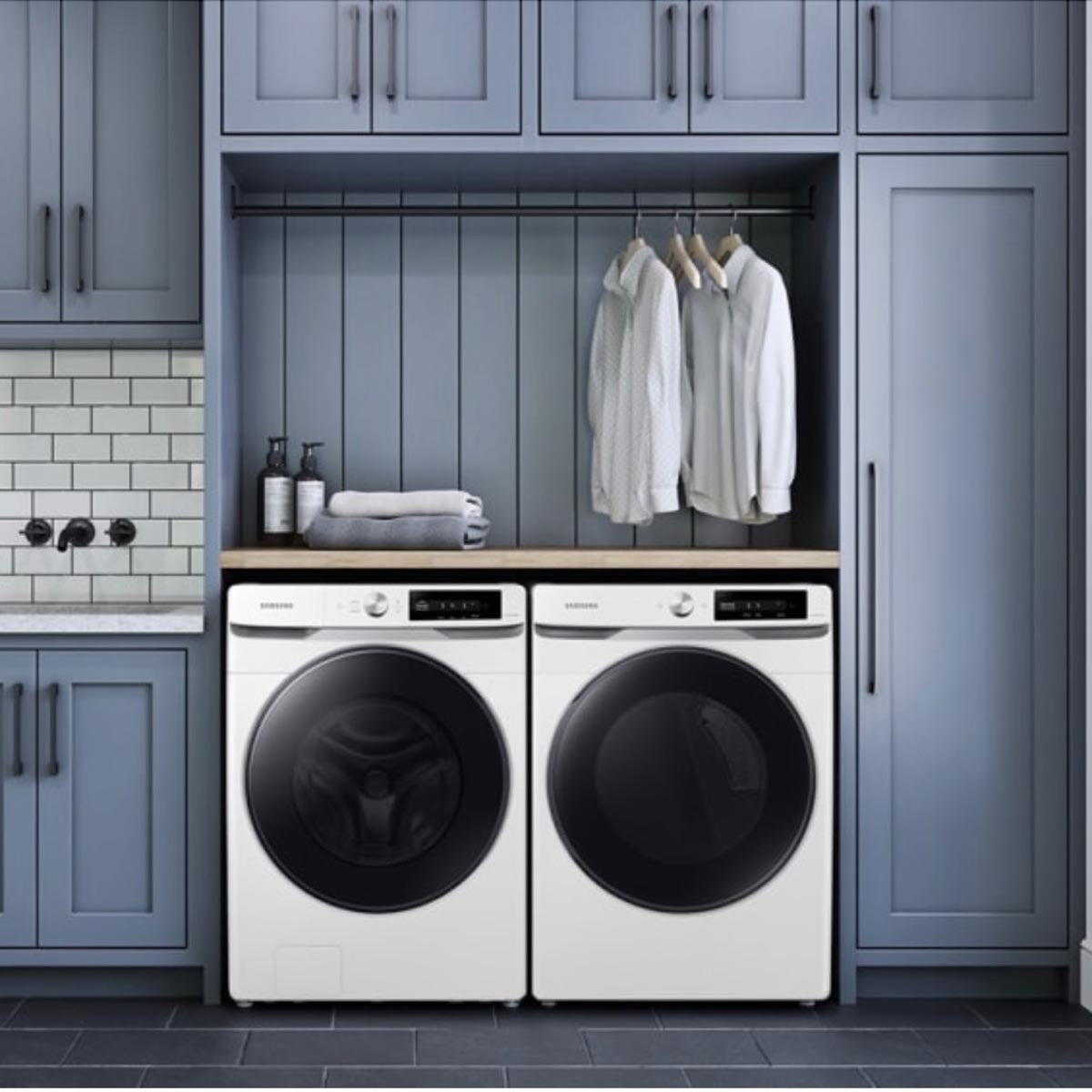 Samsung | 7.5 cu. ft. Smart Dial Electric Dryer with Super Speed Dry in White