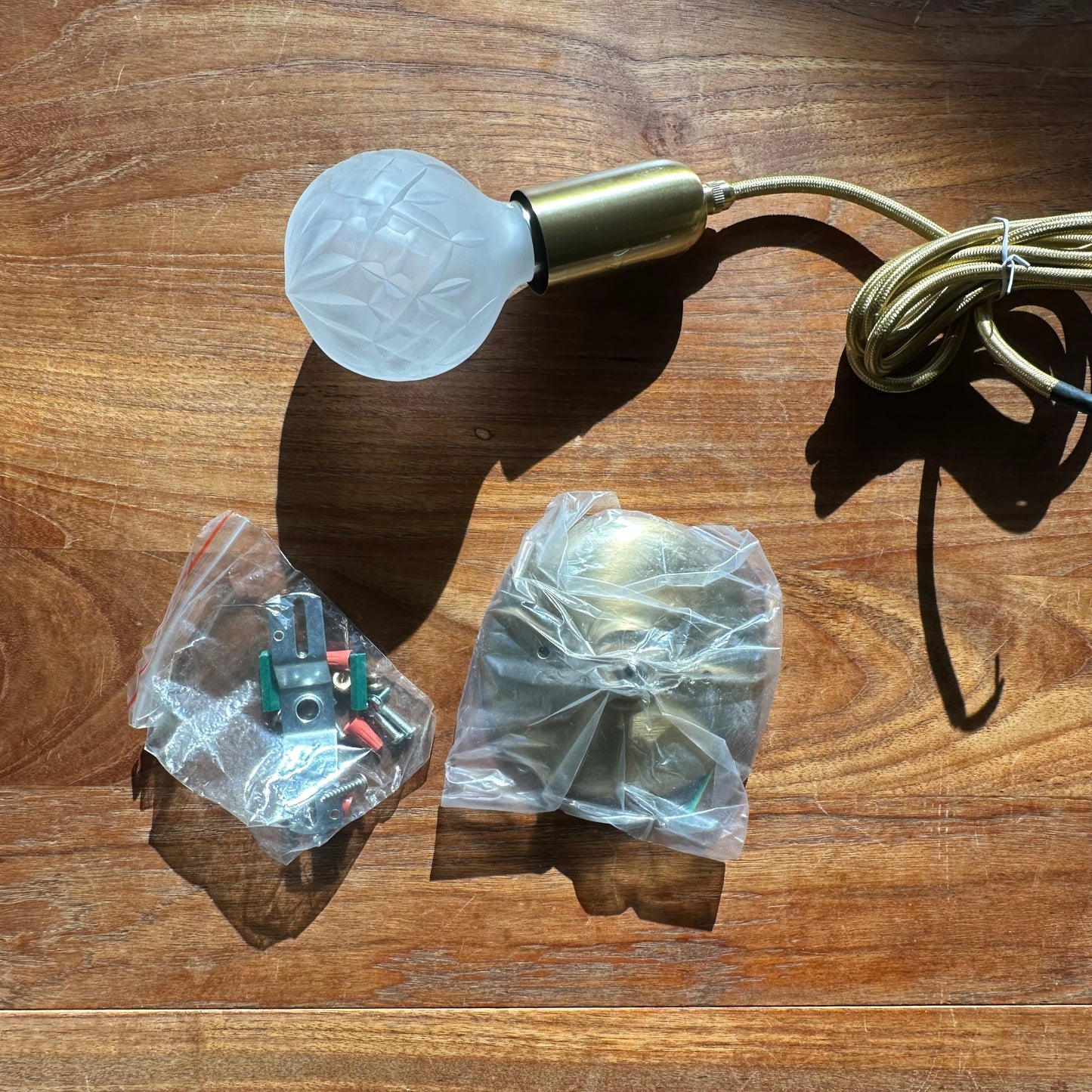 Lee Broom | Crystal Bulb LED & Mini Pendant Clear in Brushed Brass