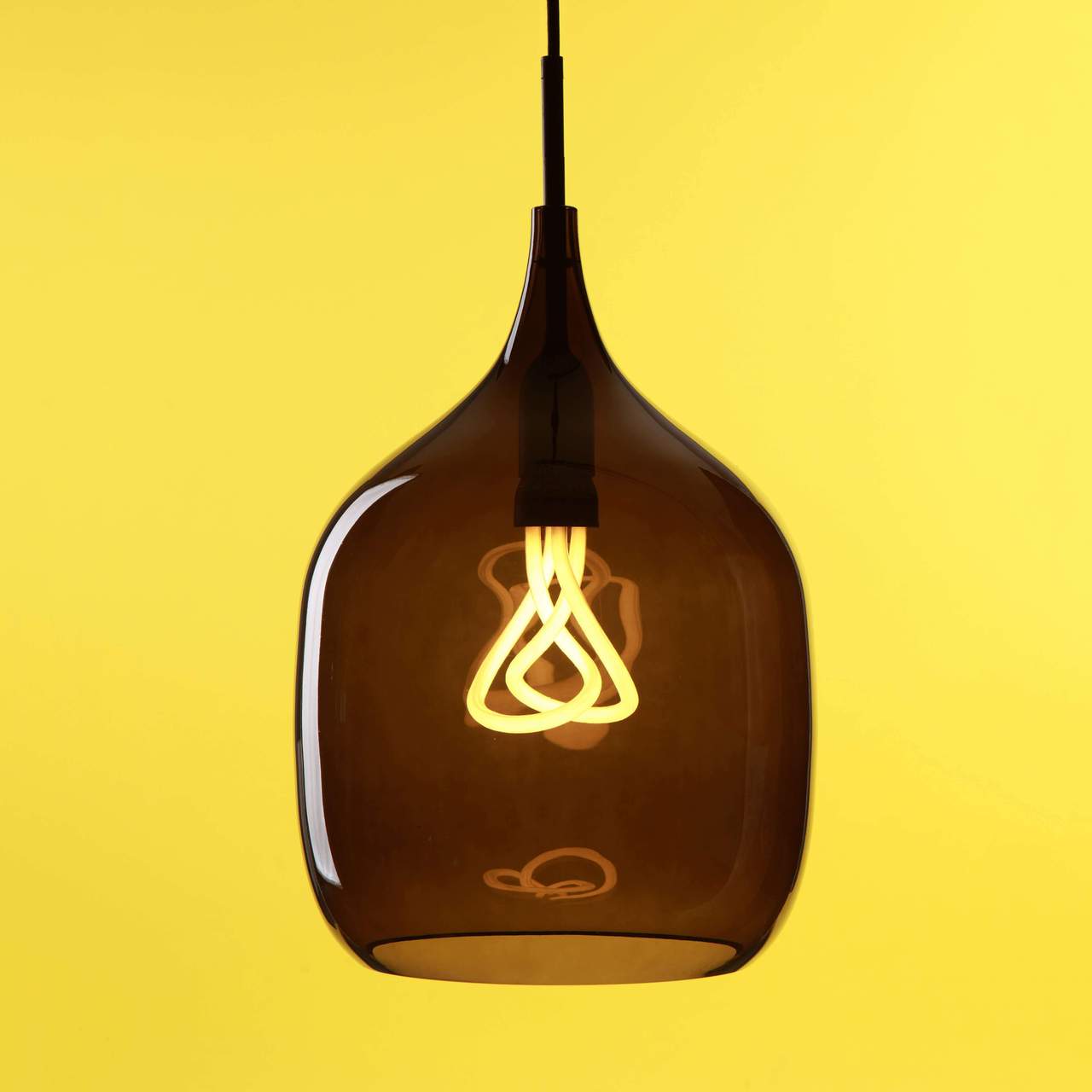 Decode | Vessel Large Pendant Light - Black