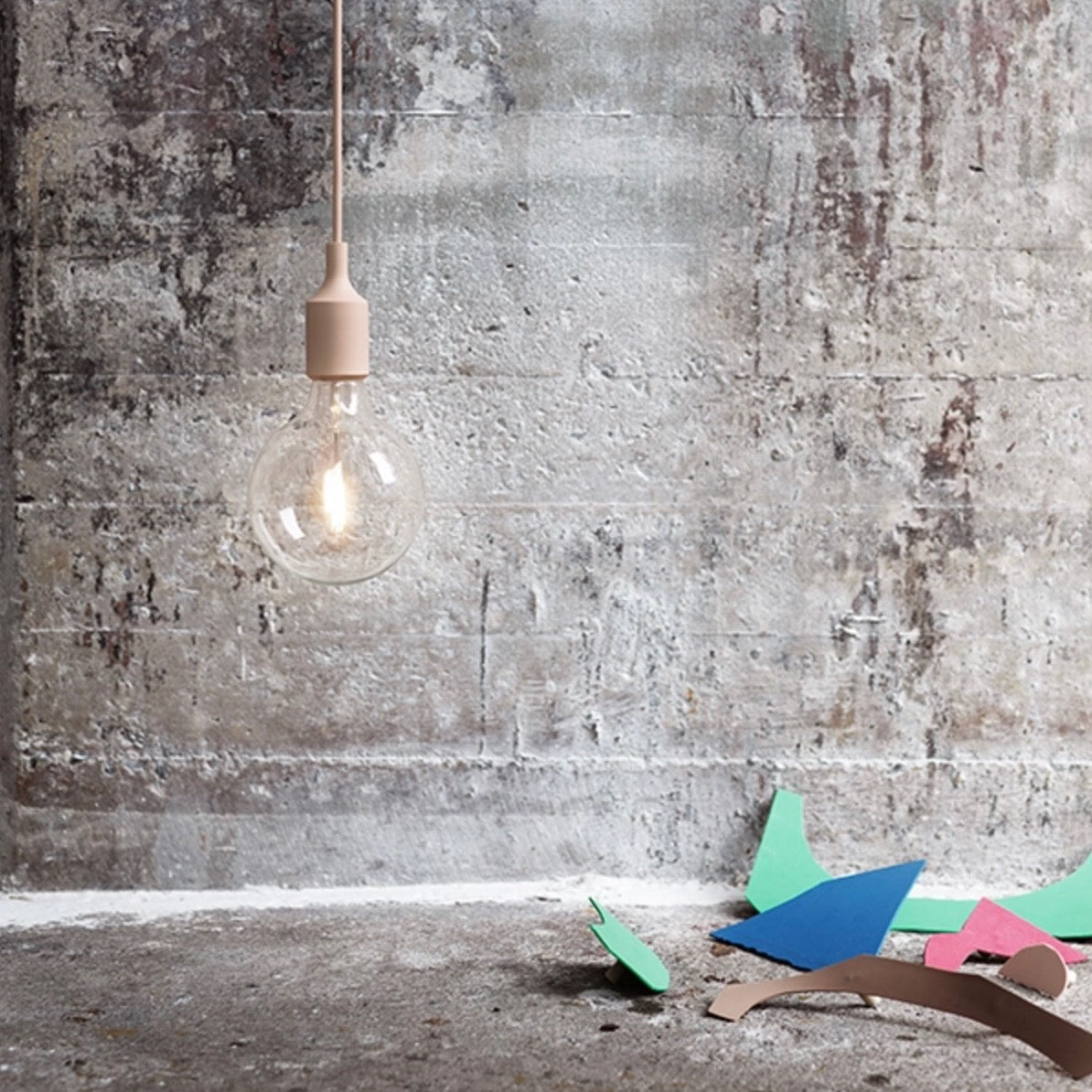 Muuto | E27 Pendant Light w Edison Bulb in Nude