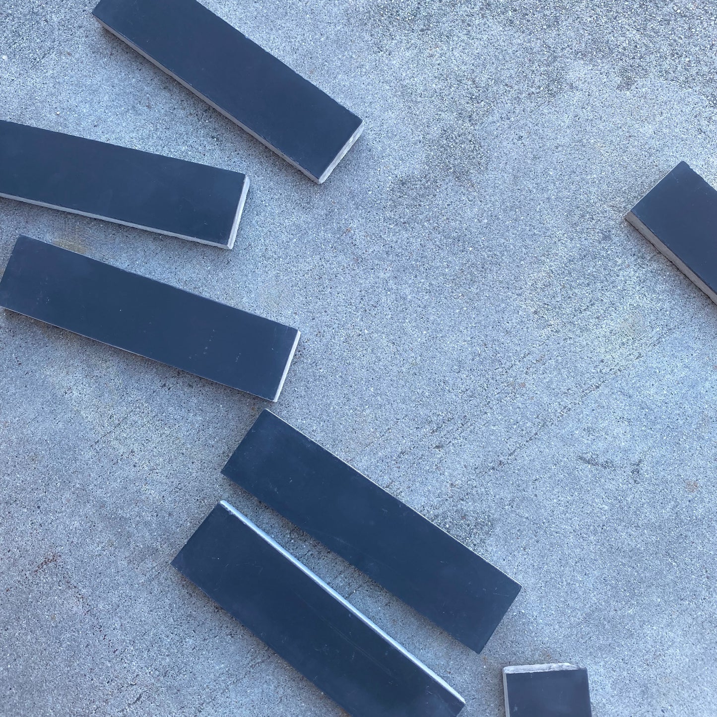 Clé Tile | Solid Black 2x8 Cement Tile