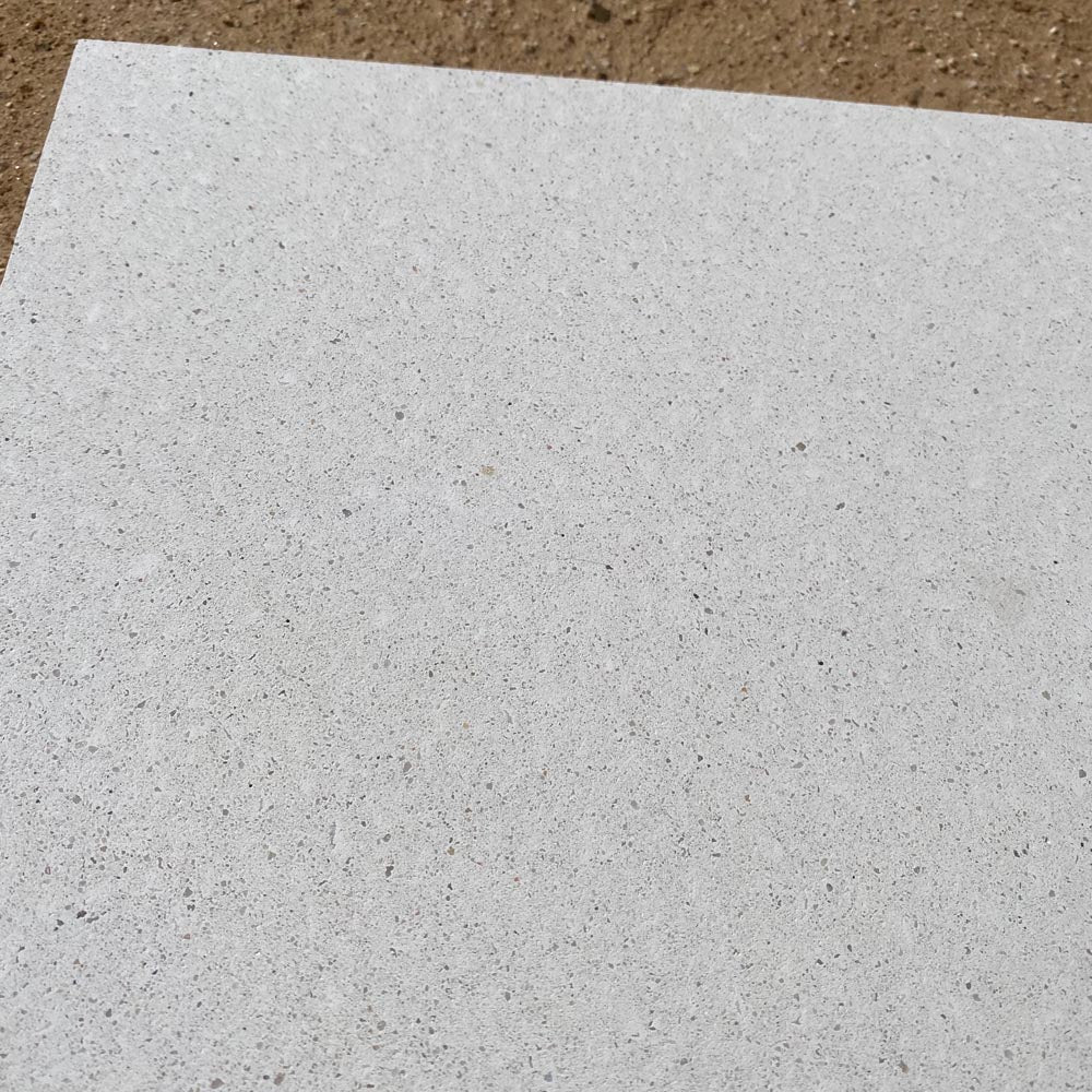 Concrete Collaborative | Trails Alabaster Marble Chip Flekk 12"x12"x1"