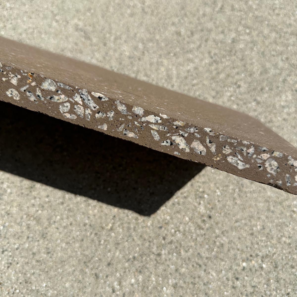 Concrete Collaborative | Taupe Trails Flekk 6"x18"x3/4"