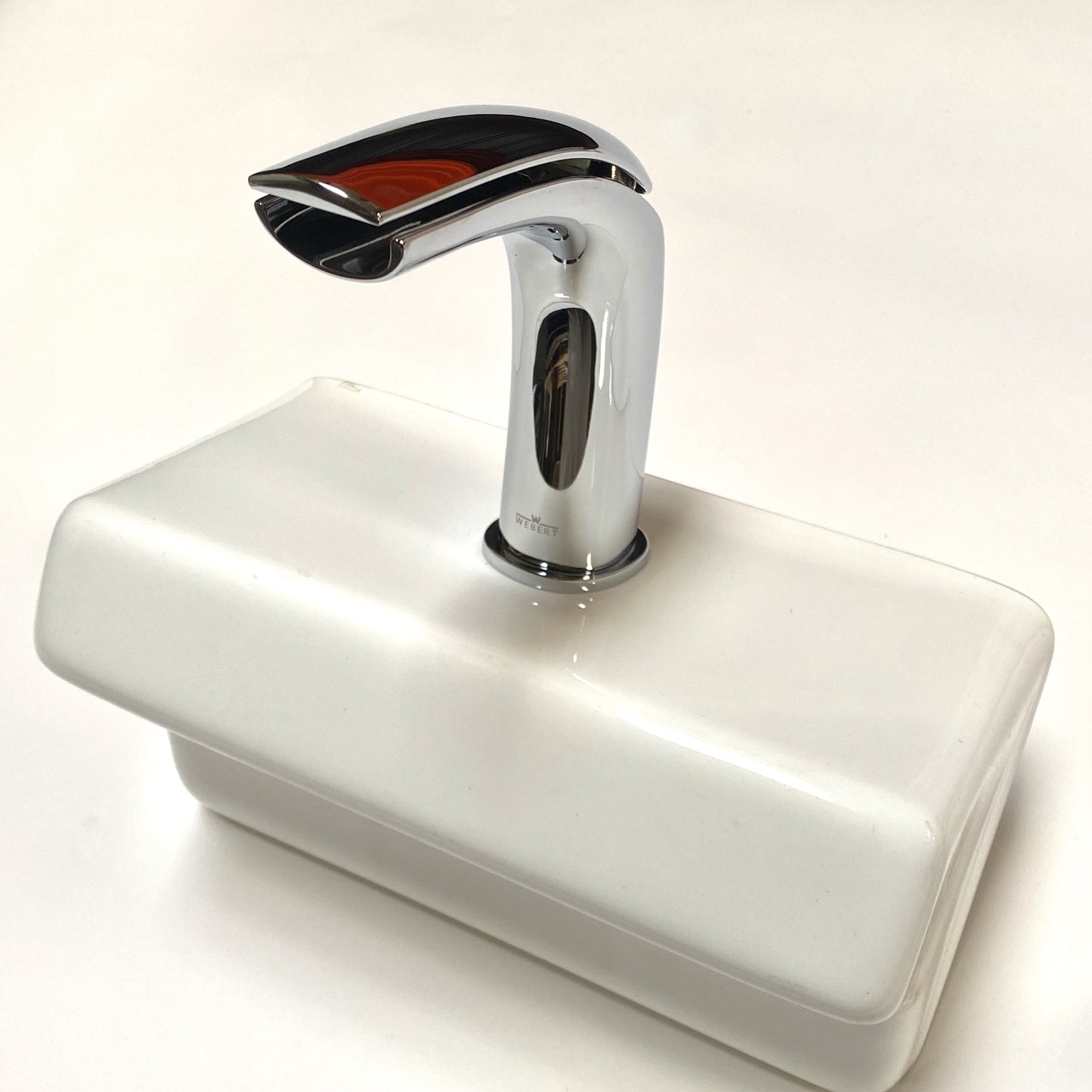 Webert | Aria Waterfall 2.2 Gal Per Min GPM Vessel Sink Faucet in Pol Chrome