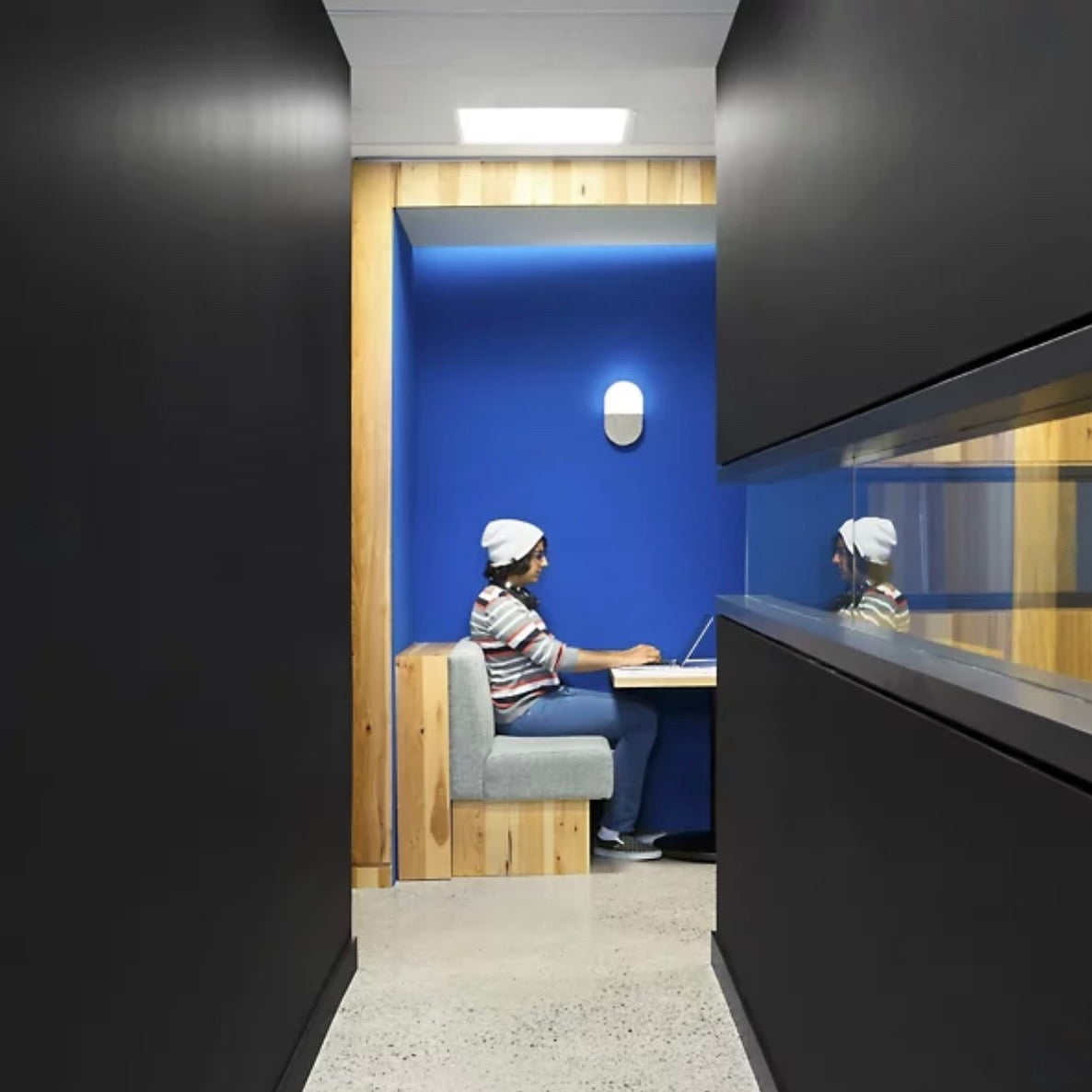 ANDlight | Slab W20 LED Wall Sconce in Gold Felt