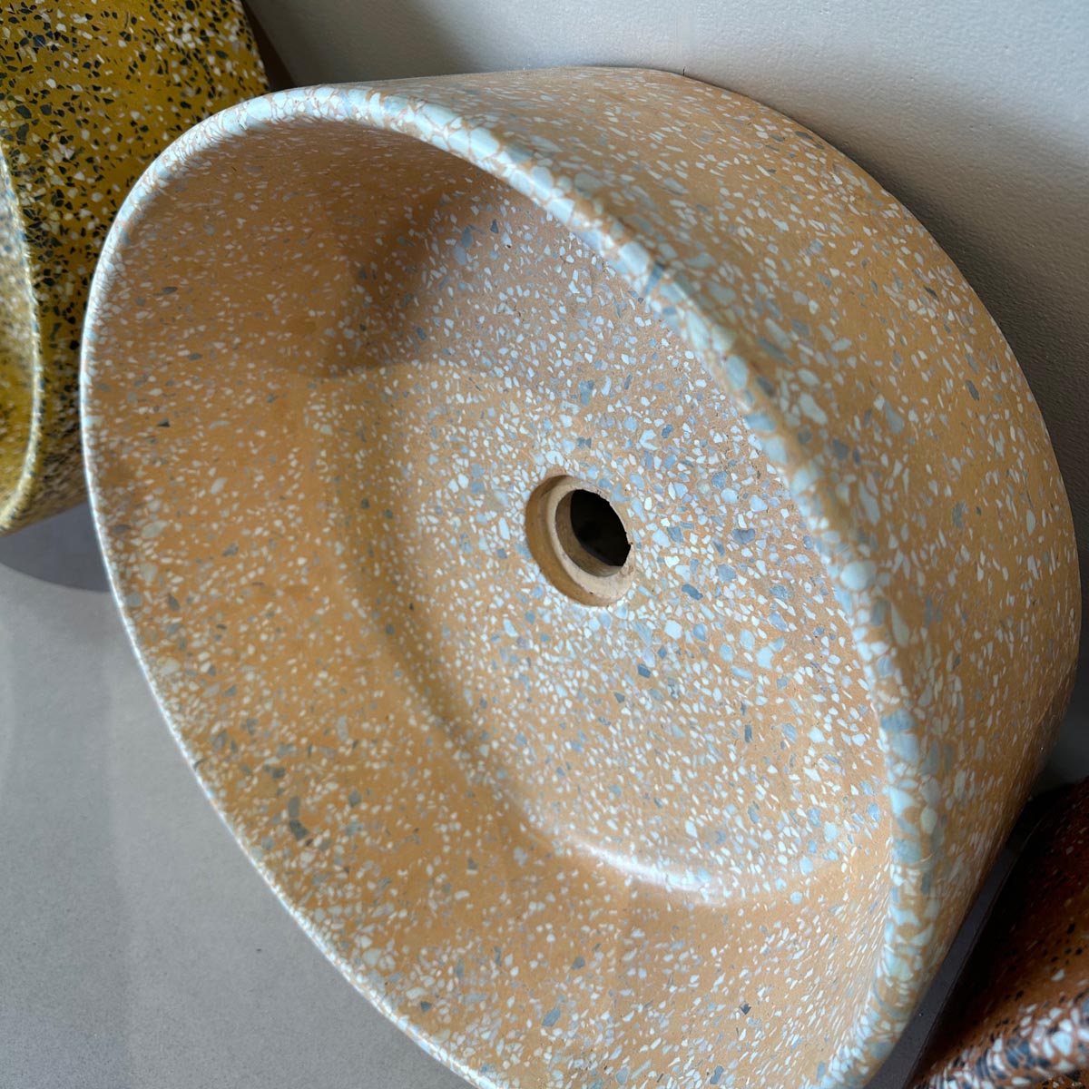 Concrete Collaborative | Concrete Terrazzo Round Sink in Color Sable, Light Chip