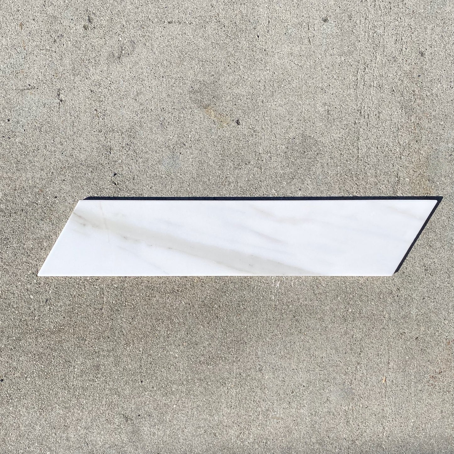 Wow Tile | 60º Collection Chevron A Calacatta Tile