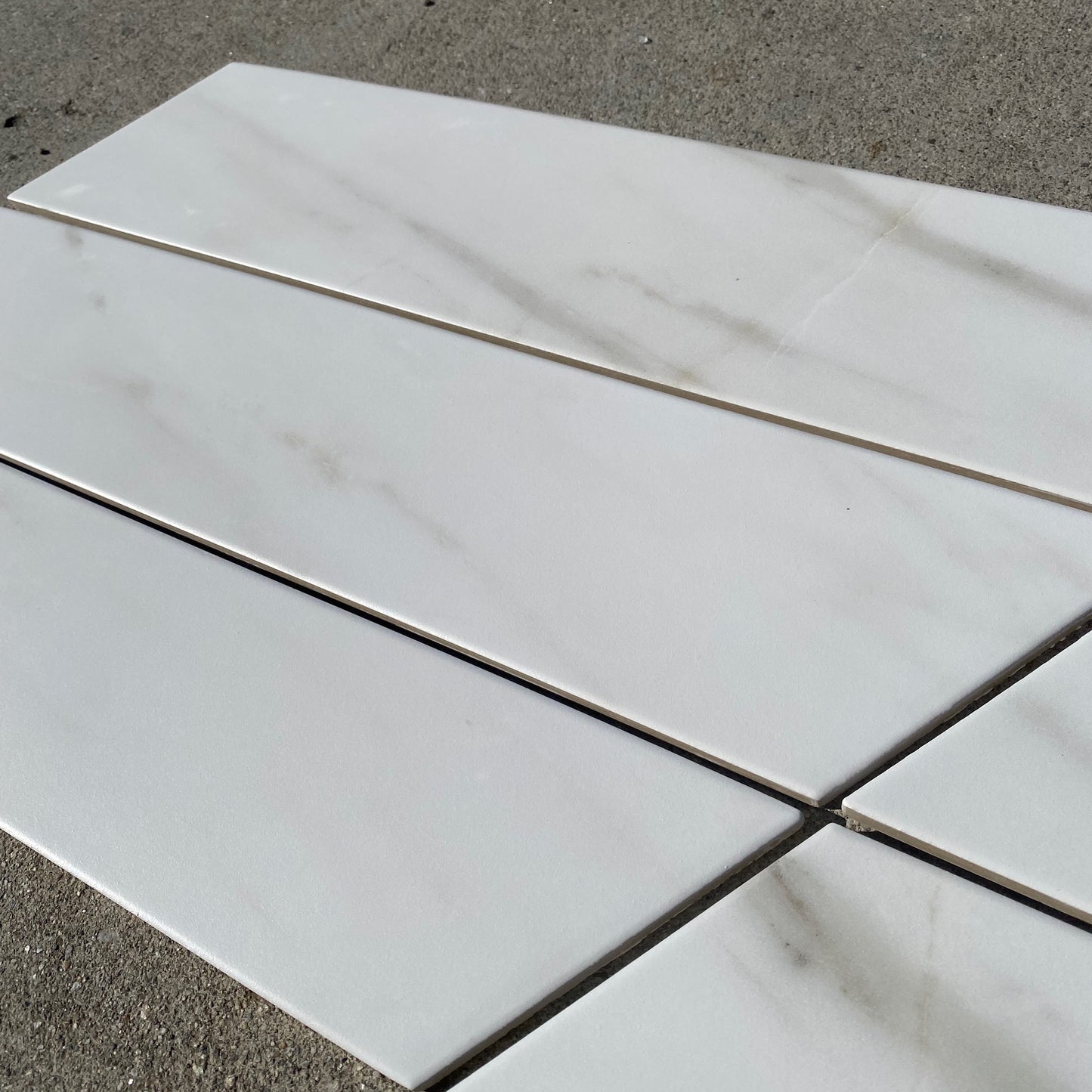 Wow Tile | 60º Collection Chevron A Calacatta Tile