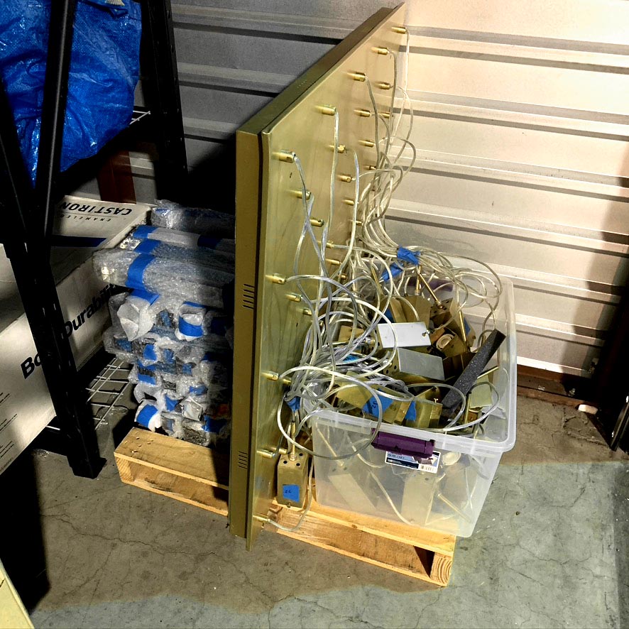 Avenue Lighting | Glacier Ave. Collection Chandelier in Brushed Brass