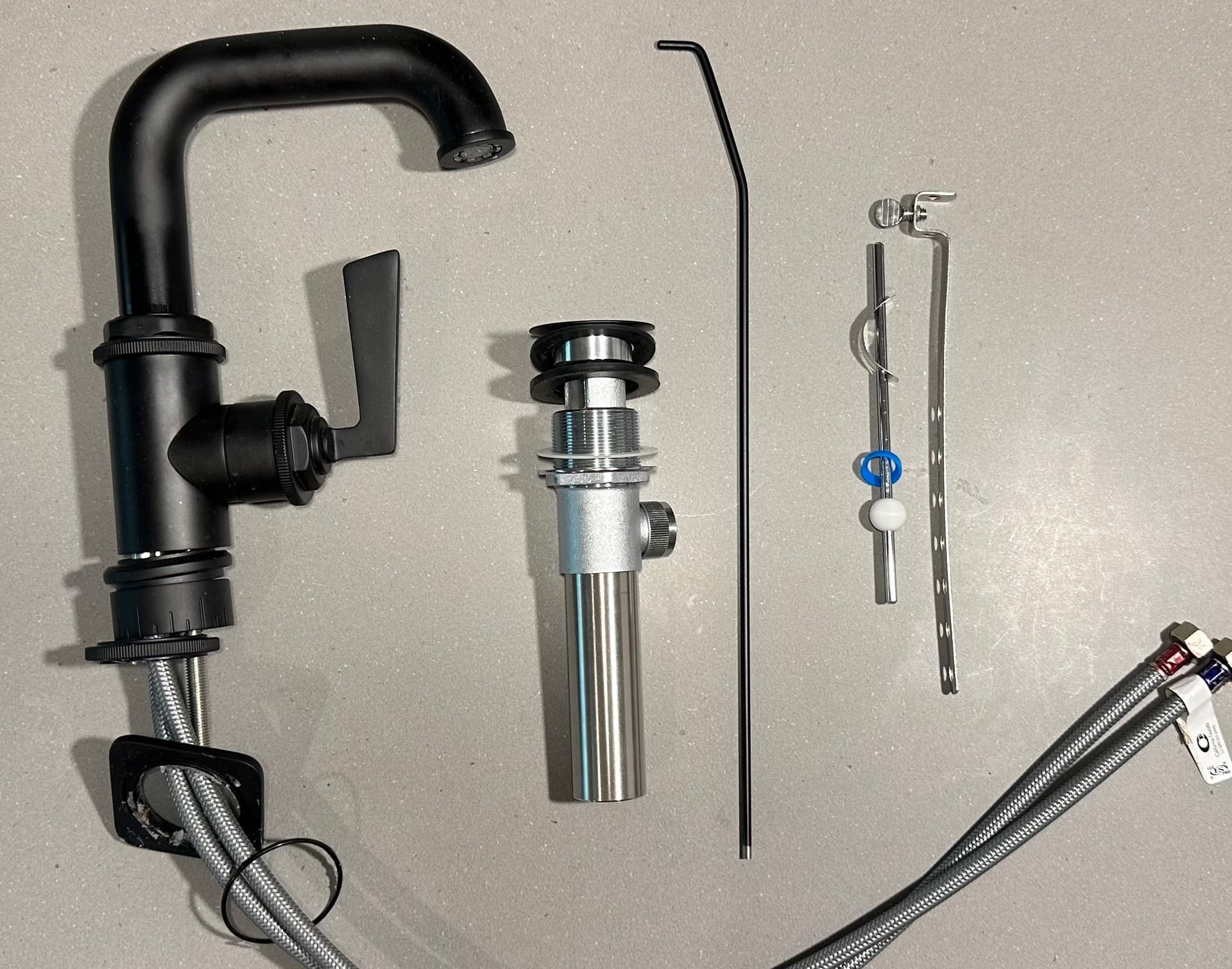 California Faucets | Single Hole Low Spout Lavatory Faucet in Matte Black - alternate view