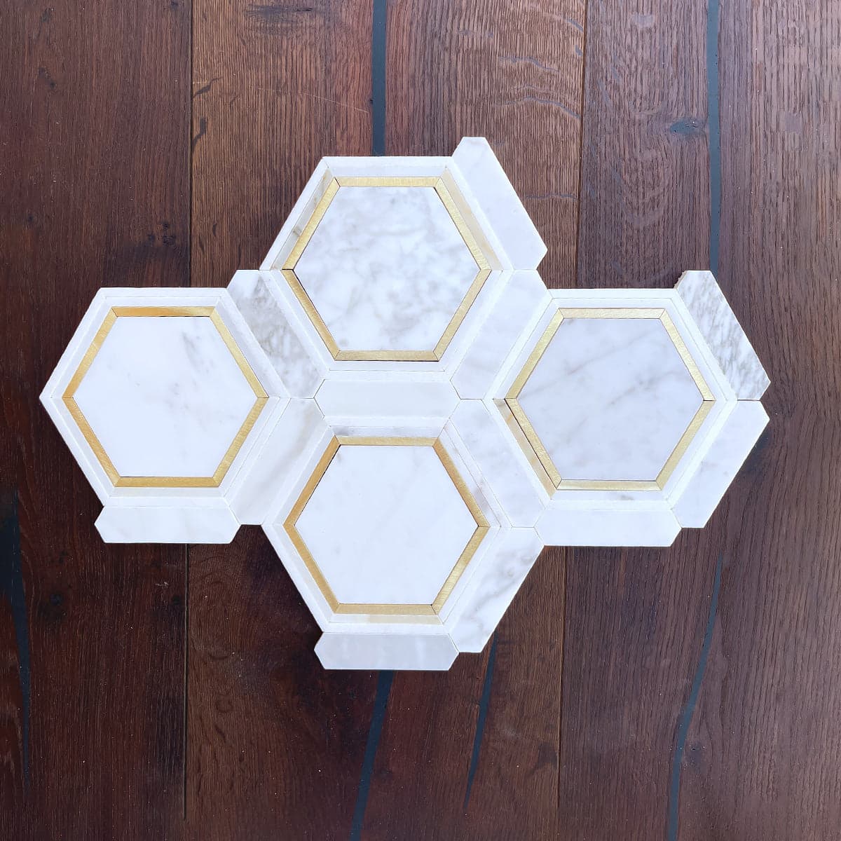 ES Stone | Honeycomb Mosaic Tile Brass/Gold Inlay White Marble
