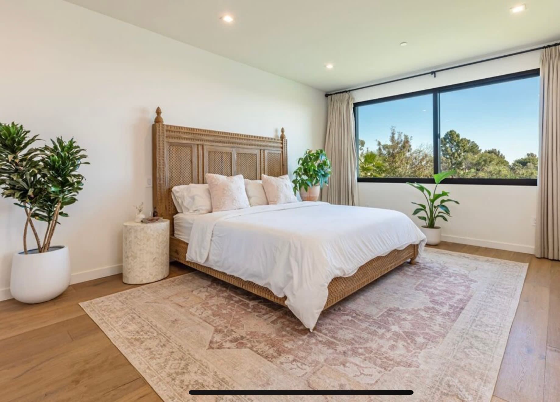 Gorgeous, wide sliding windows by Western Windows - 3 available - alternate view