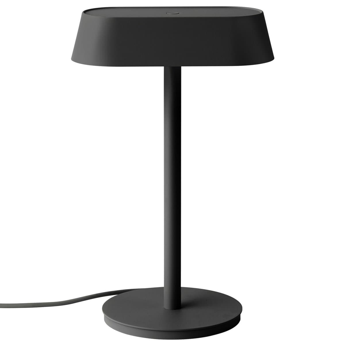 Muuto | Linear LED Table Lamp — Black