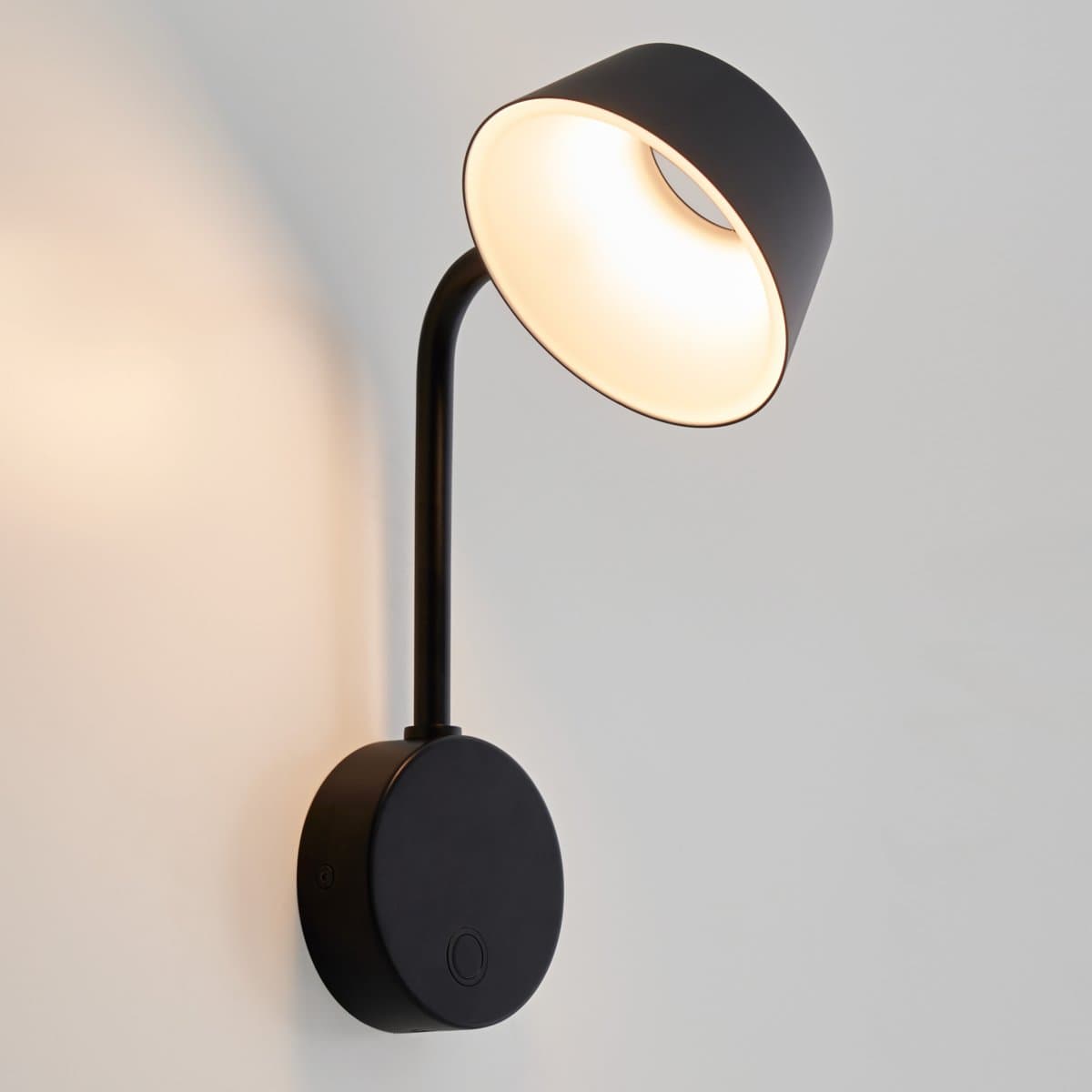 Seed Design | Olo Wu LED Wall Sconce — Black