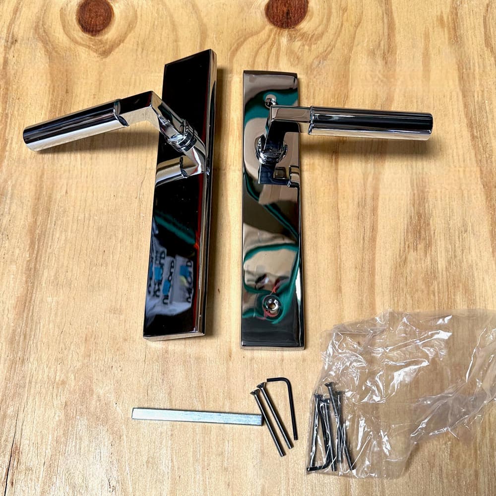 Emtek | Hercules Lever, Multi Point C4, Non-Keyed, 2'' x 10'', RH in Polished Chrome - alternate view