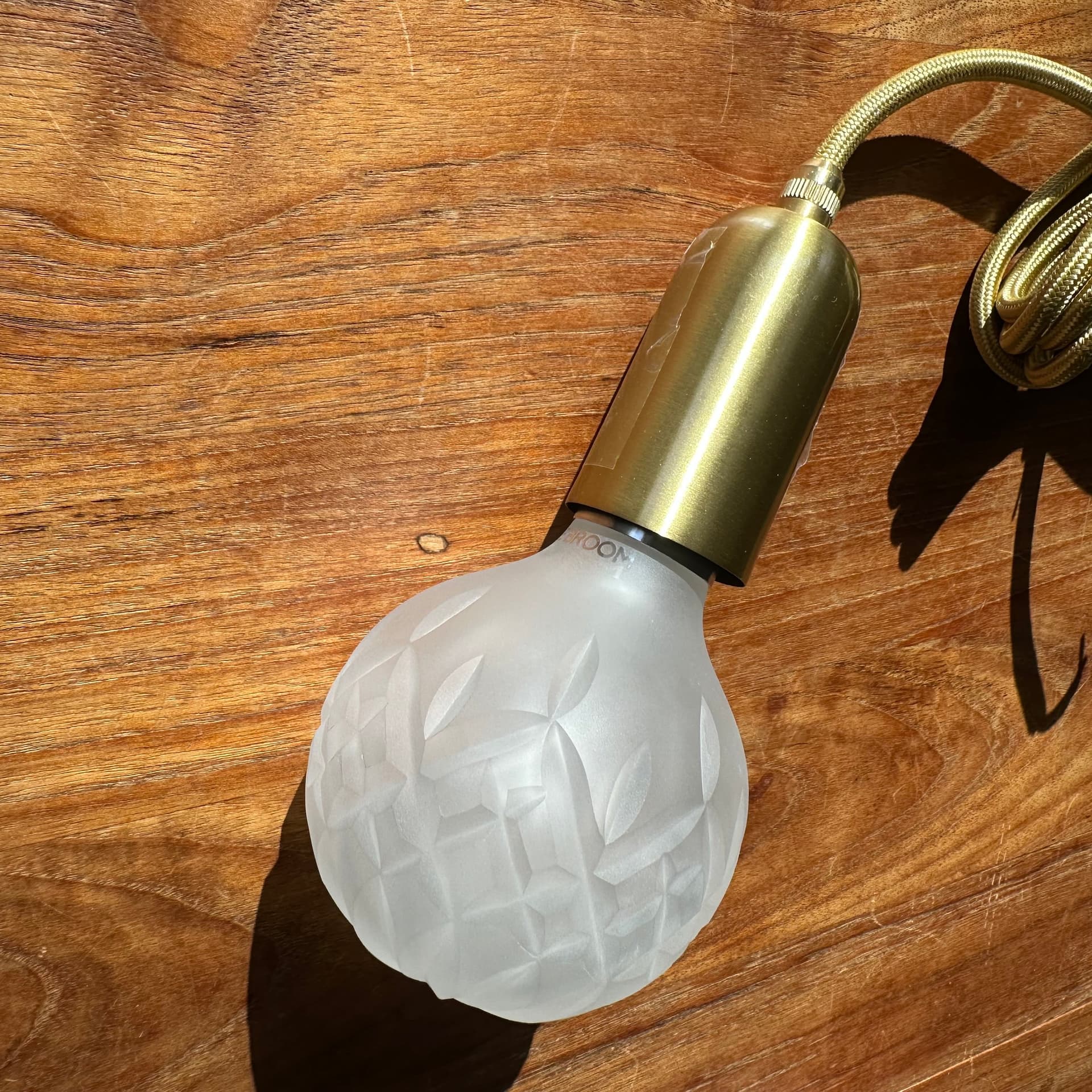 Lee Broom | Crystal Bulb LED & Mini Pendant Clear in Brushed Brass - alternate view