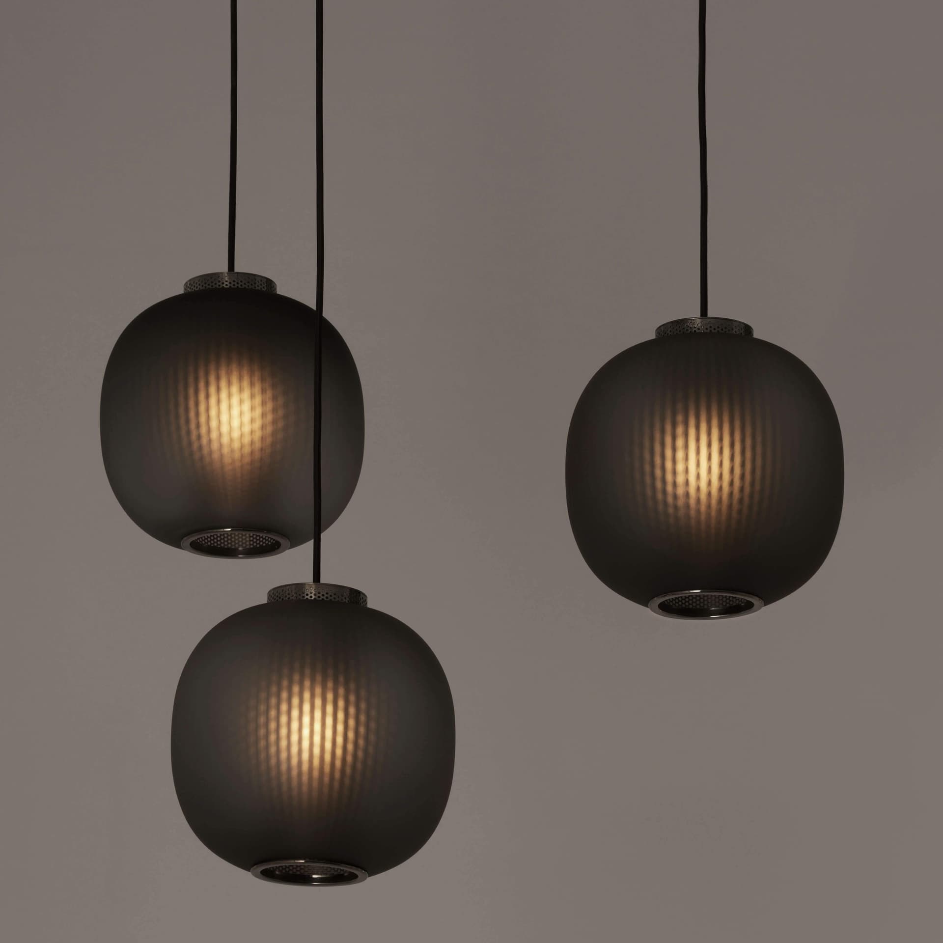 Resident Lighting | Bloom Pendant Light Black Large 15.75" - alternate view
