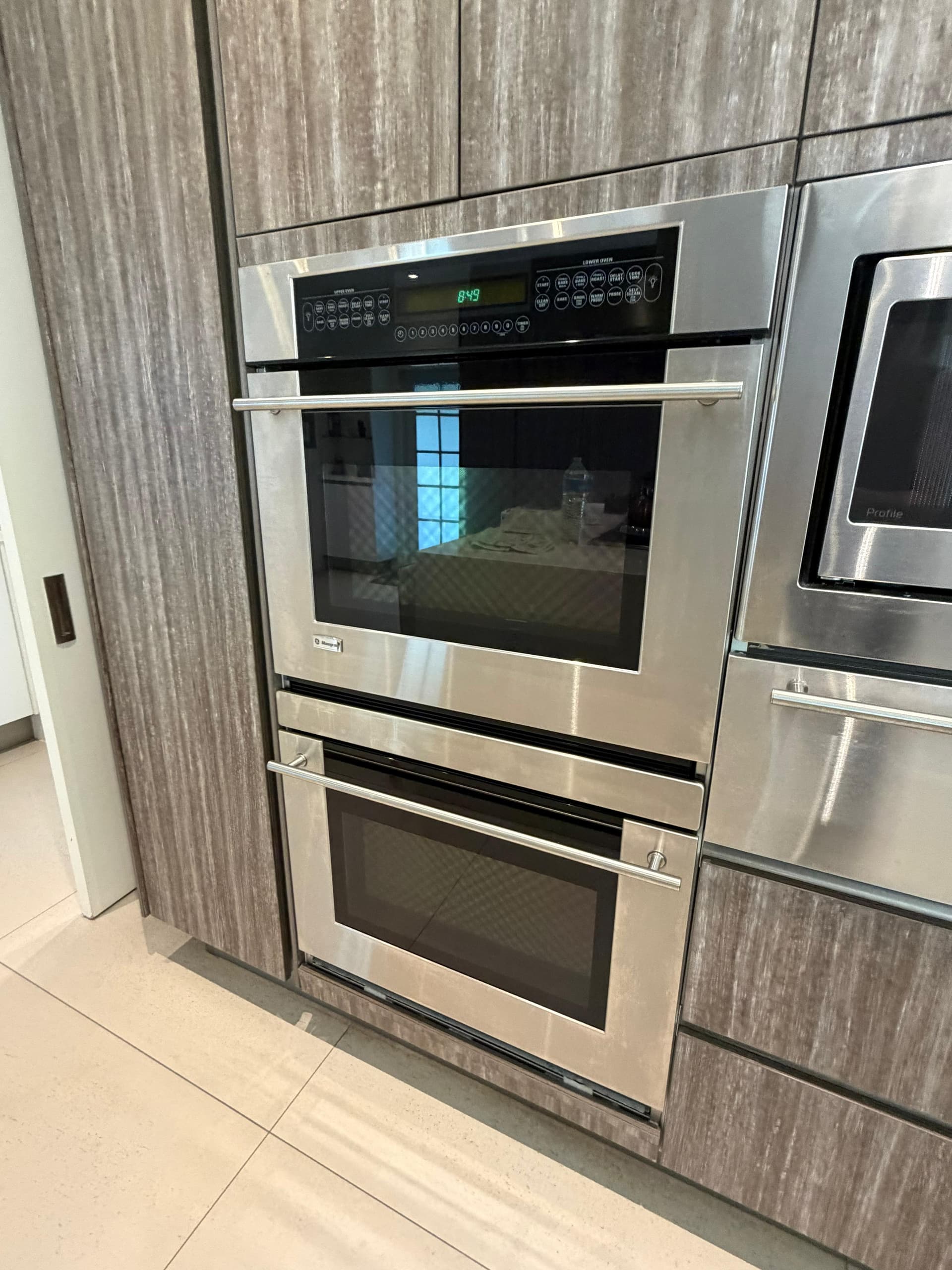 GE Monogram 30-inch stainless steel double wall-mounted electric convection oven