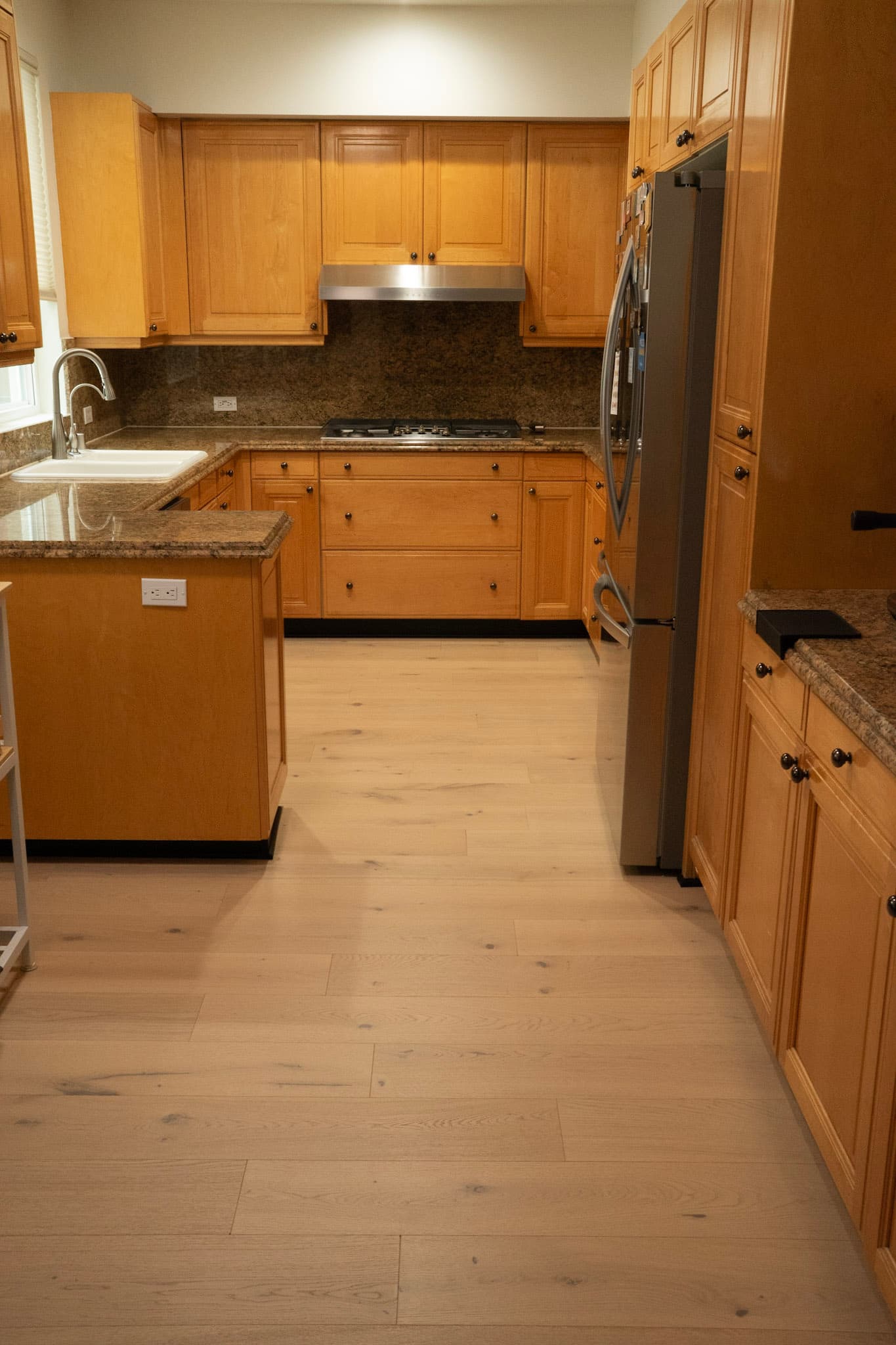 ~600 sq.ft. European Oak Engineered Hardwood - Allora Aria (Like New/In Box)