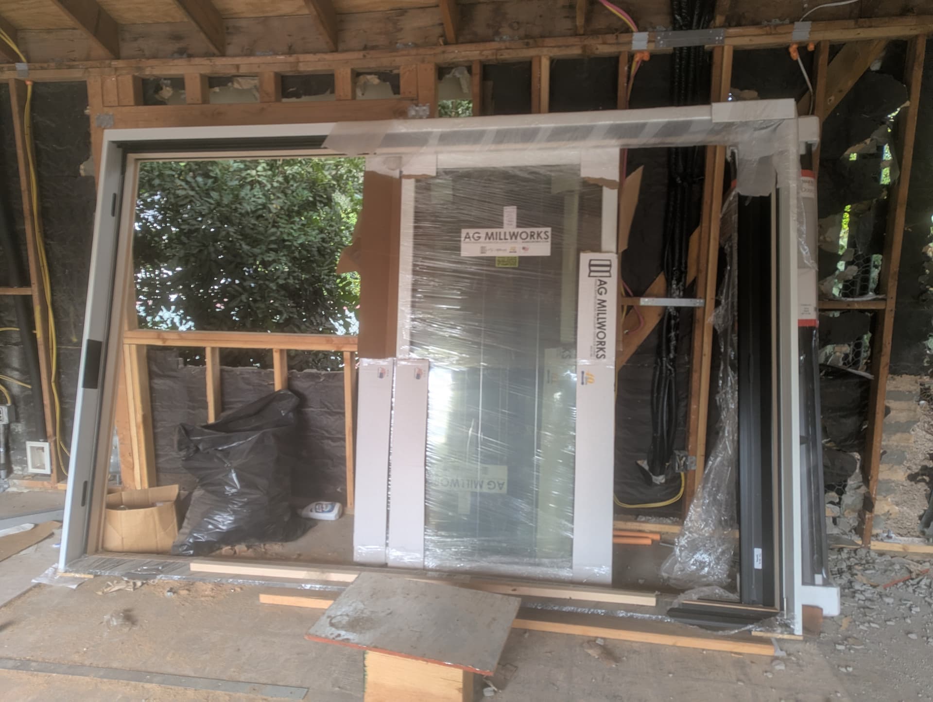 AG Millworks Bi-Fold Patio Door with embedded screen 120 x 80 - alternate view
