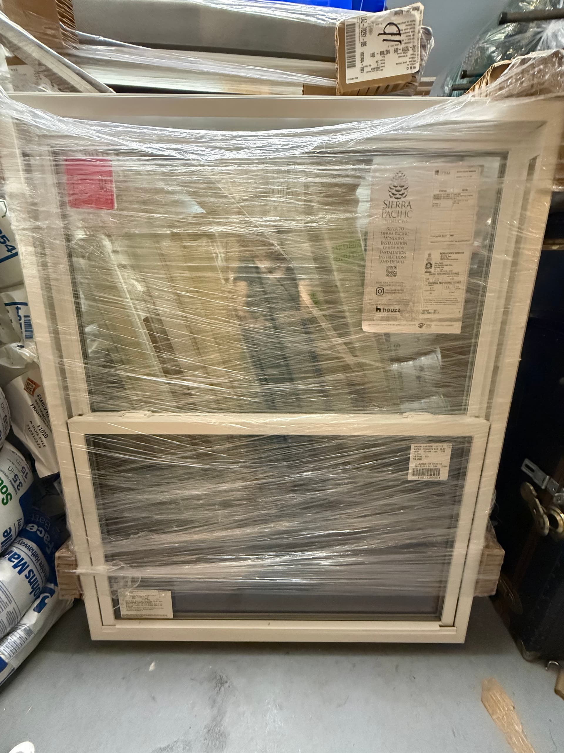 Sierra Pacific Windows 8000 Designers Single Hung (V-80DSH)