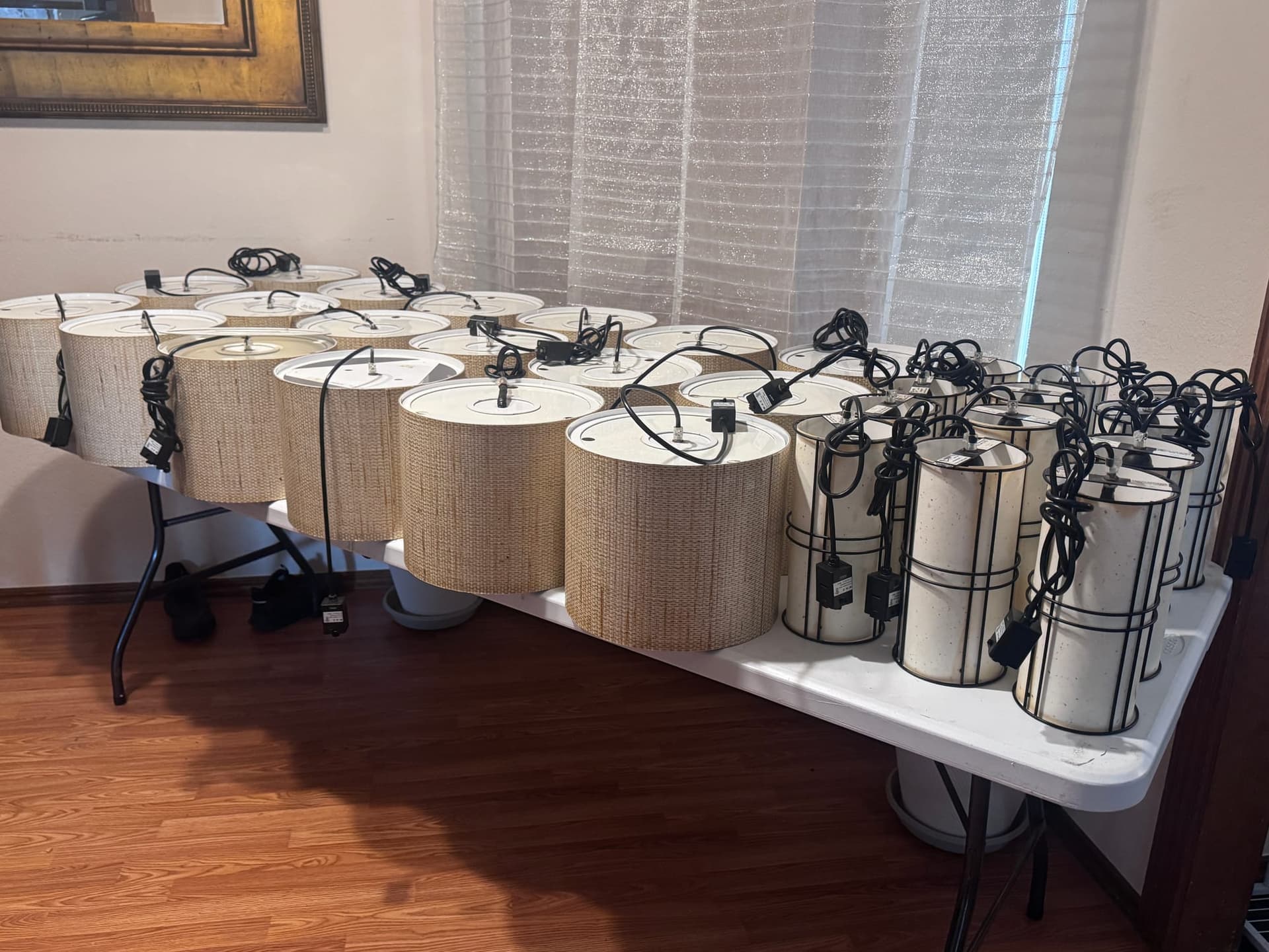 Architectural Hospitality Lot: (30) Matching Lumetta Track Pendant Lights – Complete Commercial Deal