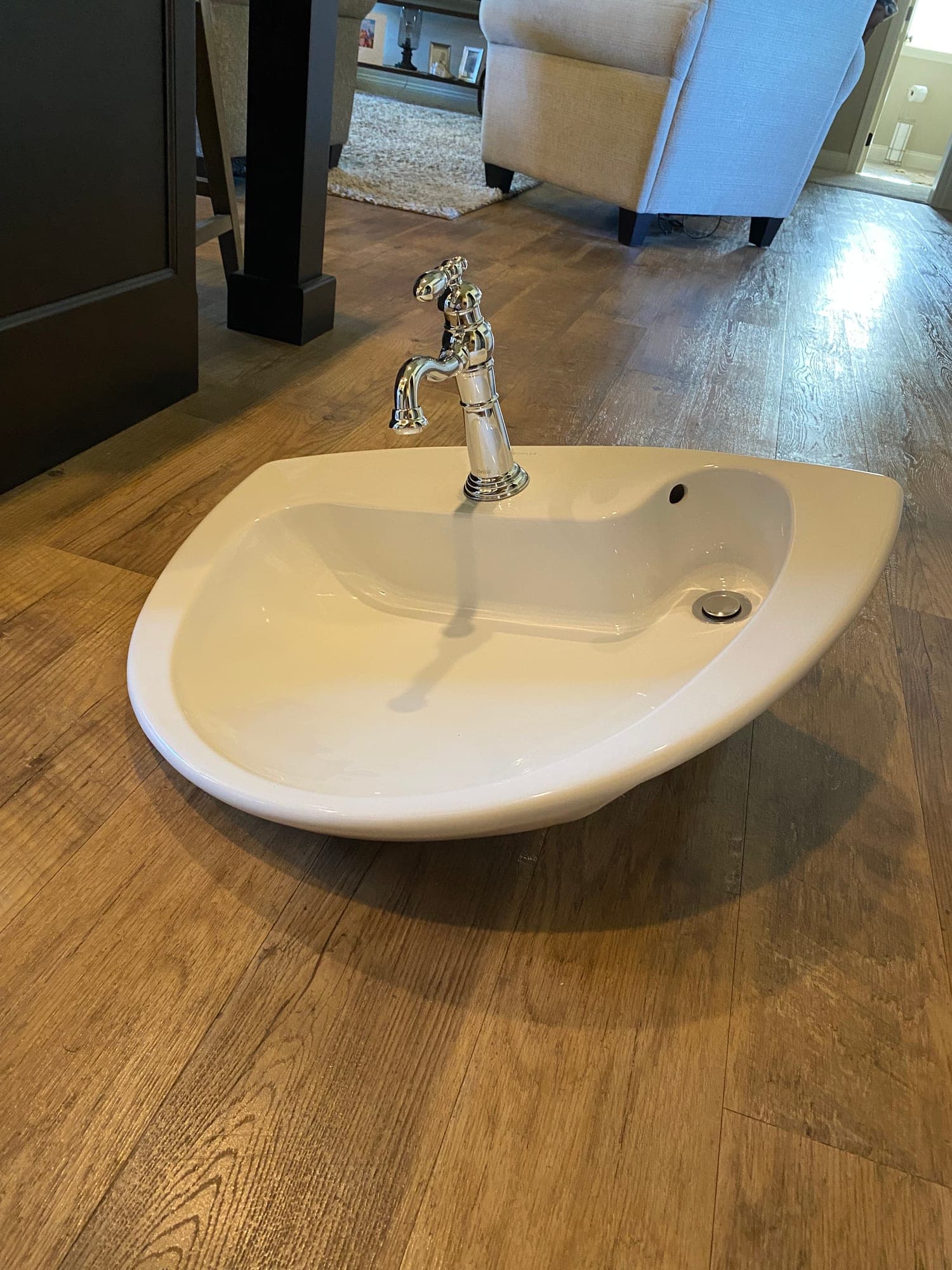 Kohler Invitation K-2098 Sink + New/Never used Delta Victorian 555 Faucet