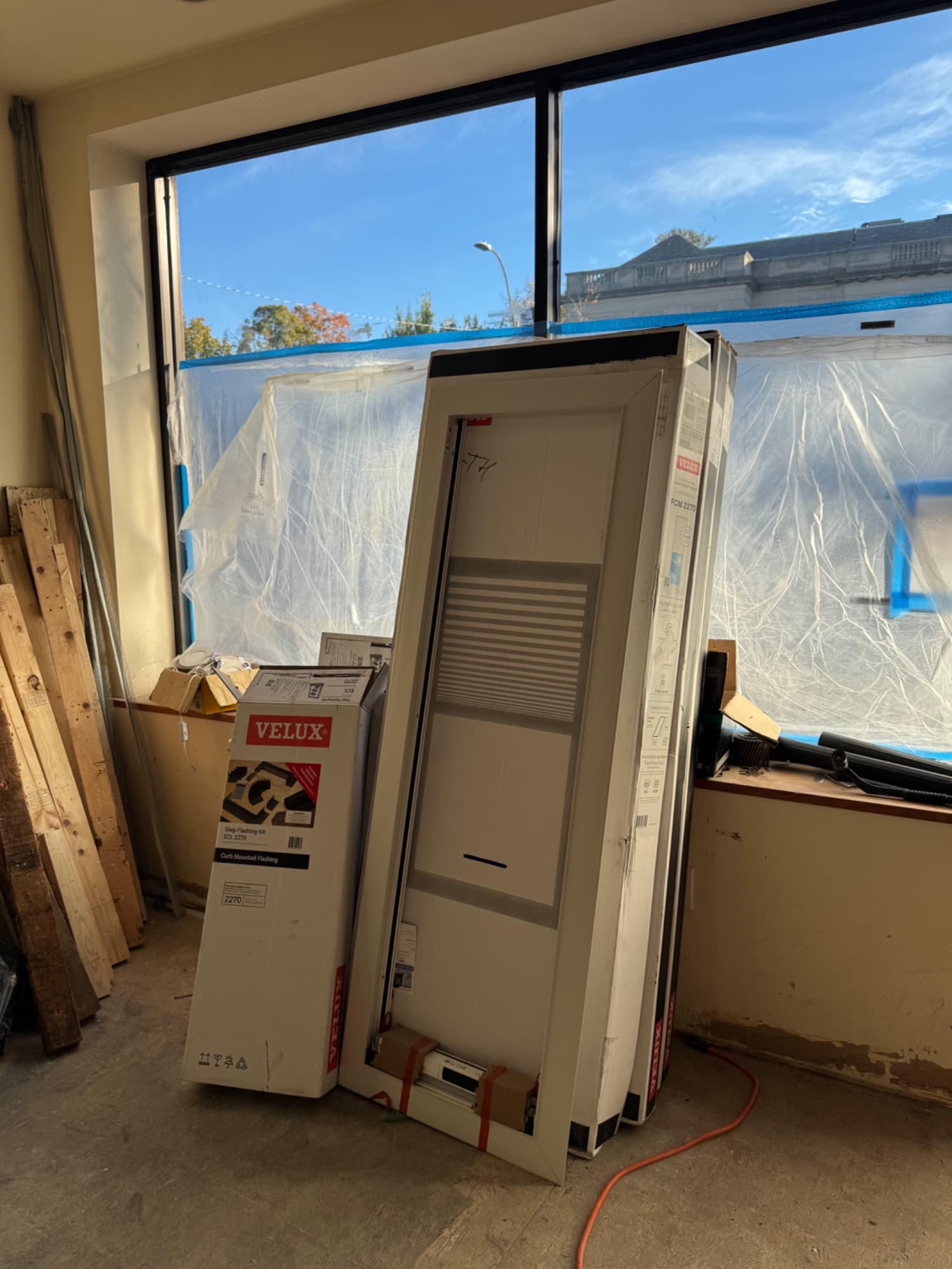 3 New Velux Fcm 2270 Skylights with Solar Shades & Flashing