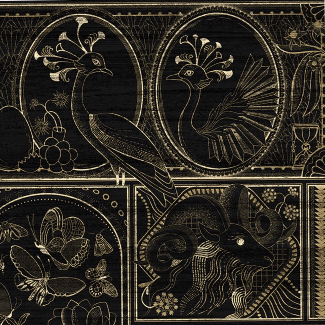 Memento Moooi Wallcovering | MO4040 Golden Tiger in Ebony