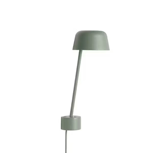 Muuto | Lean Lamp in Dusty Green