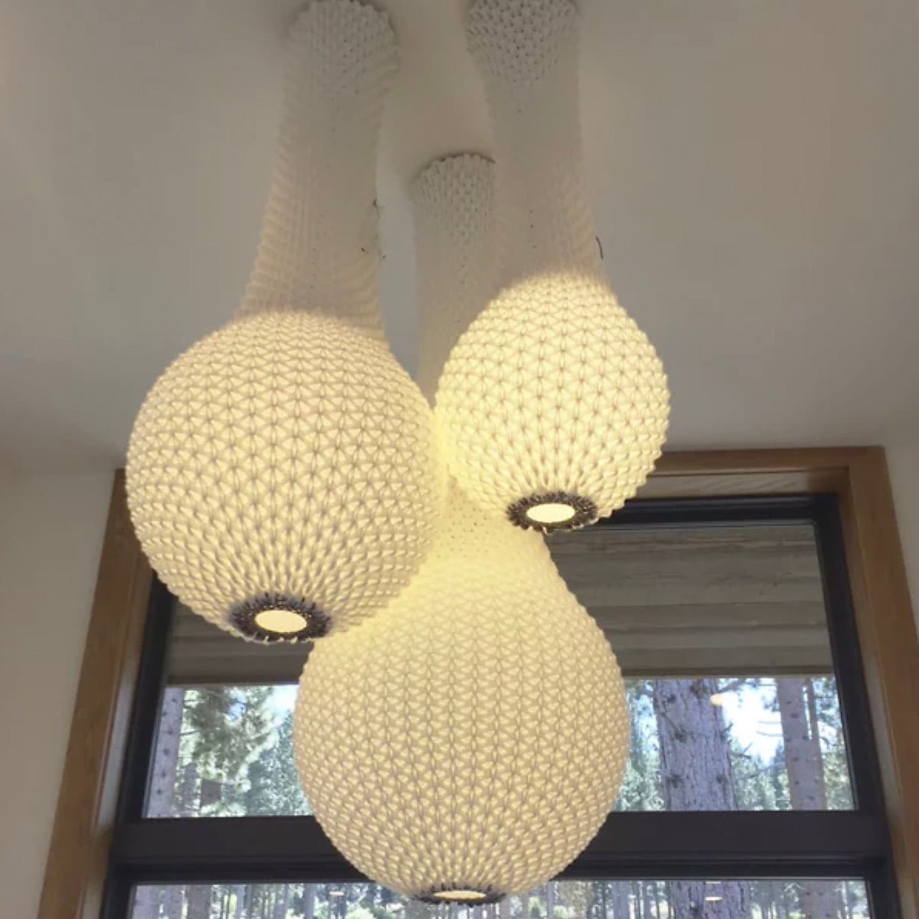 Ariel Zuckerman | Knitted Dropped Pendant, Medium, White