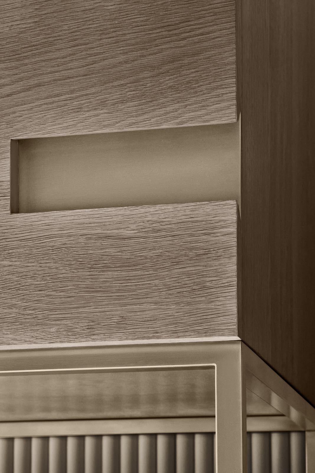 Robern | Sendai Linen Cabinet 20 x 80 x 16 in Natural Gray w Brushed Pewter