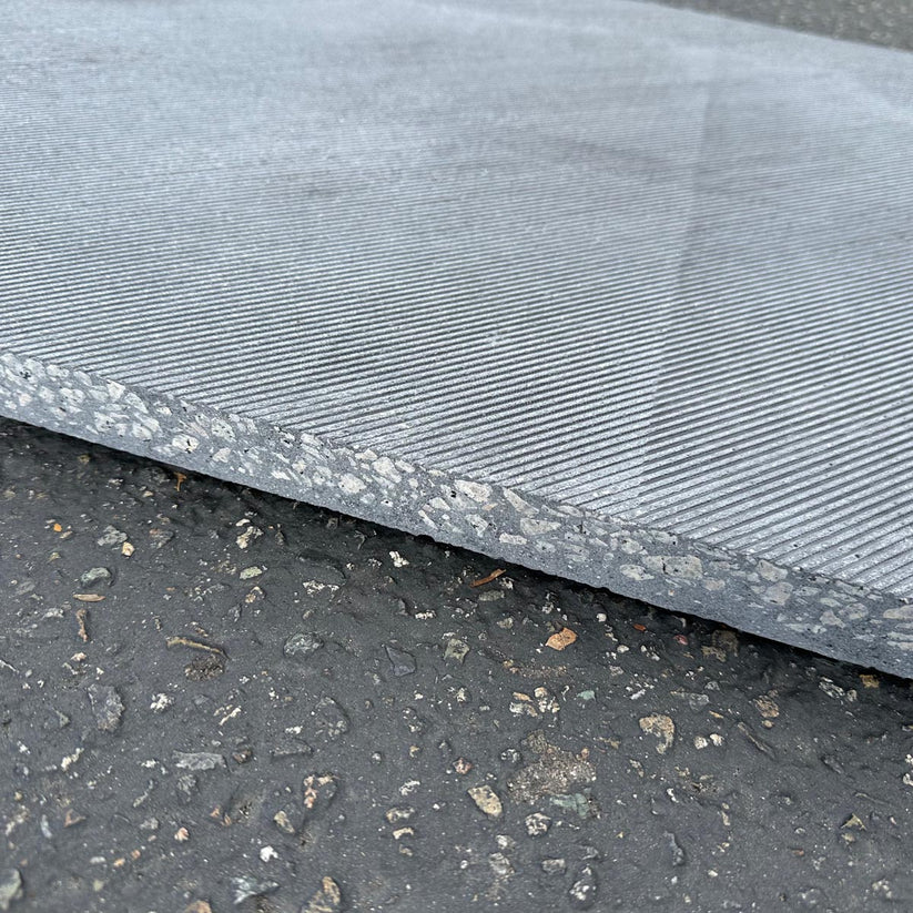 Concrete Collaborative Zuma 24x43 Ribbed Ebony Tile unbuilt