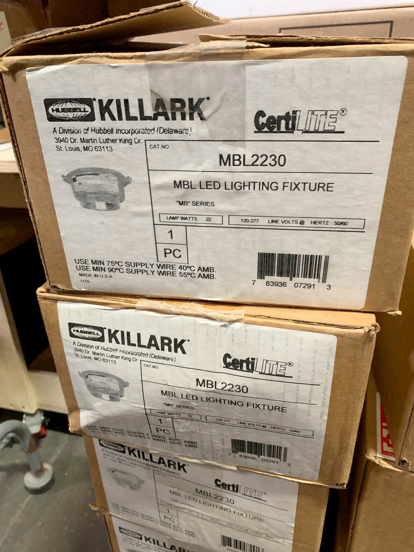 Killark Hubbell | Compact High Low Bay Area LED Industrial Wet Light MBL2230