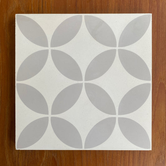 Concrete Collaborative | Strands Acier with White Ivory Multi Petals 8"x8" Cement Tile