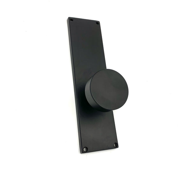 Emtek | Flat Black Modern Style 5-1/2 in C-to-C Dummy, Side plate Lockset