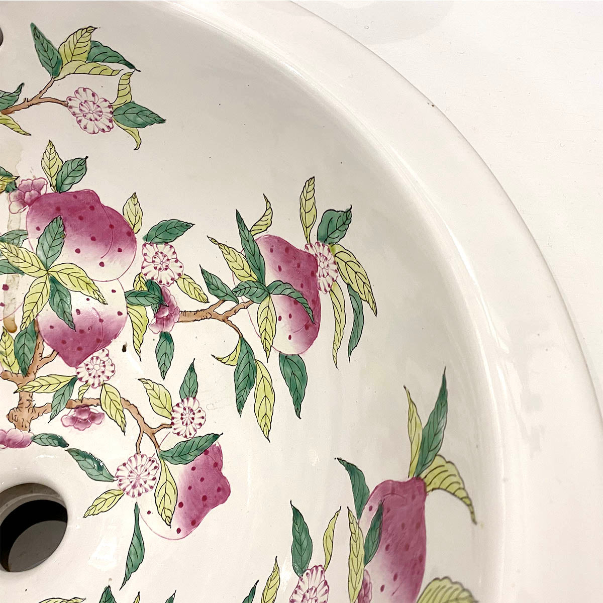 QII London | Peach Tree Basin