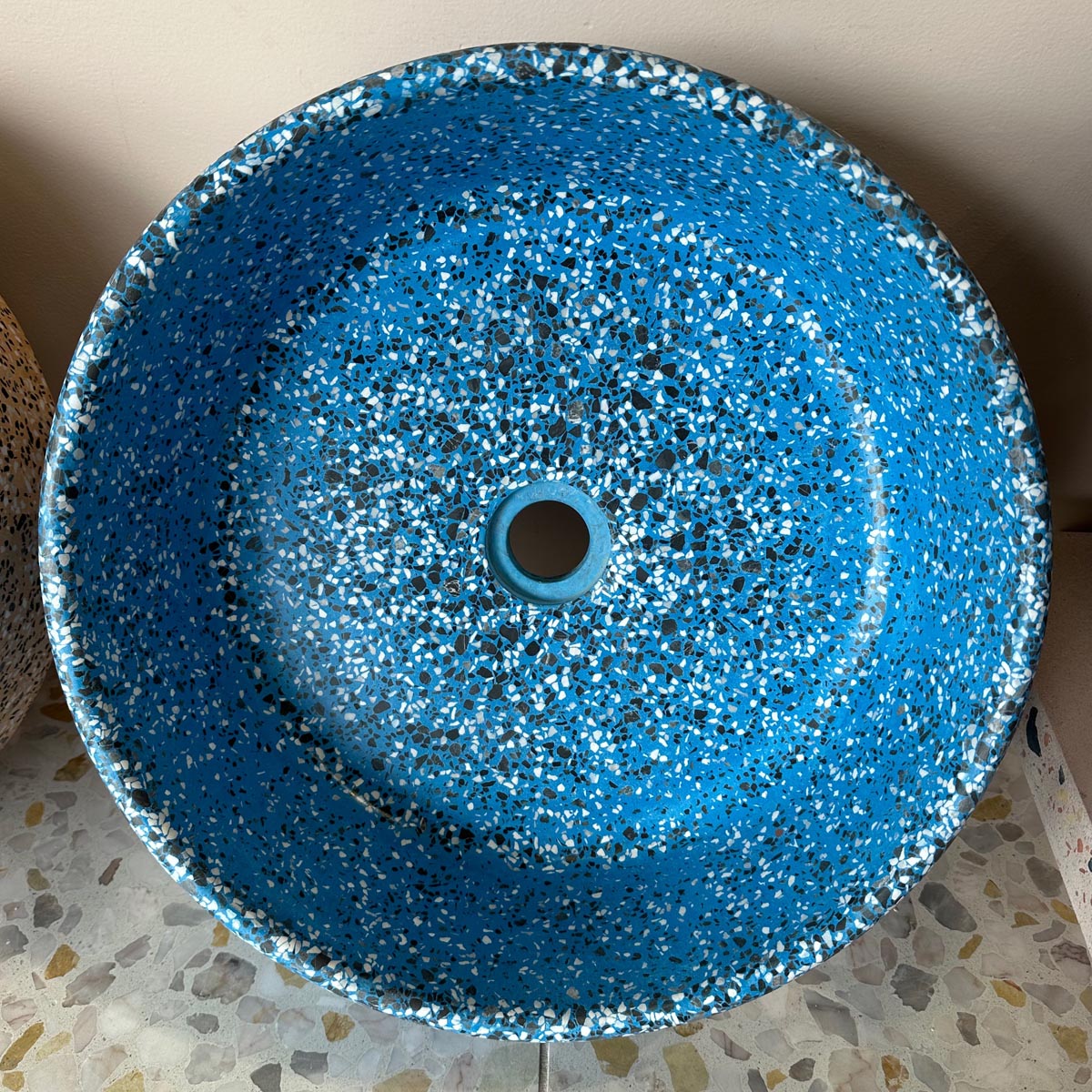 Concrete Collaborative | Concrete Terrazzo Round Sink in Sky Blue, Dark Chip